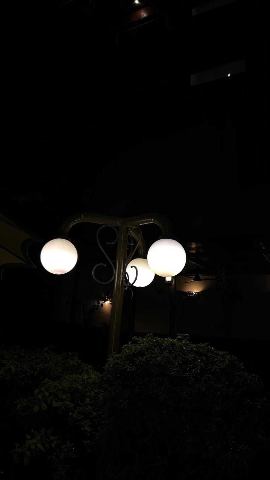 Hotel Sekai カトマンズ エクステリア 写真